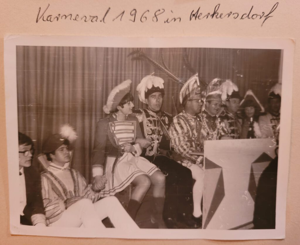 1978_ 4