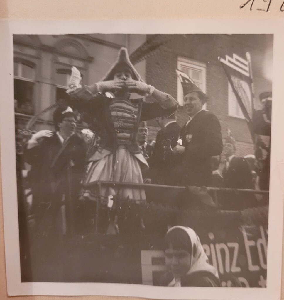 1978_ 7
